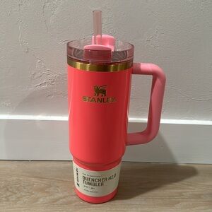NWT Stanley Tumbler 30 oz Pink Parade